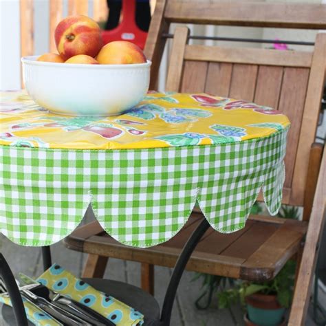 Flannel Backed Vinyl Tablecloth Fall — Randolph Indoor and Outdoor Design