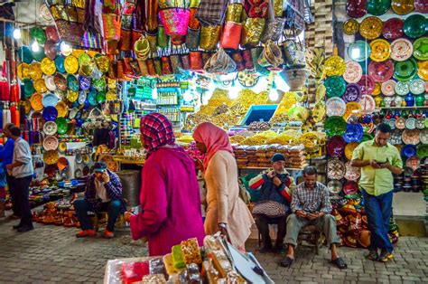 Negotiation In Marrakech Souks | Guide for Haggling & Shopping Tips