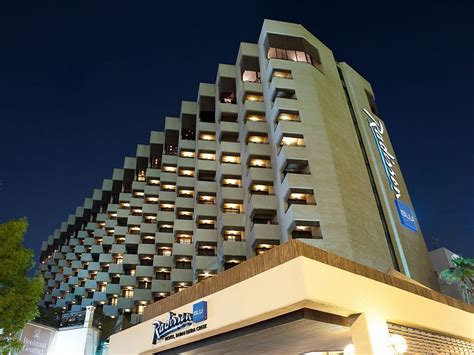 Meeting Rooms at Radisson Blu Hotel, Dubai Deira Creek, Baniyas Road ...