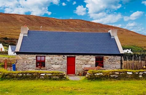 The Old Beach Cottage, Achill Island Has DVD Player and Mountain Views ...