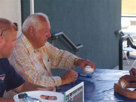 My Autograph Signings: Tommy Lasorda Autograph Signing