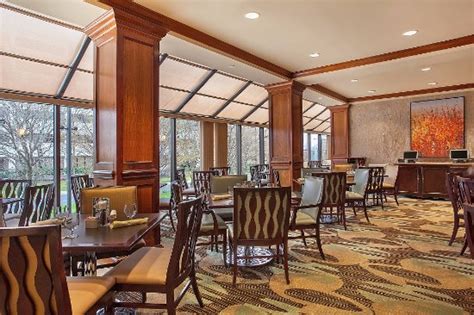 MAHOGANY'S AT THE CROWNE PLAZA, Knoxville - Restaurant Reviews, Photos & Phone Number - Tripadvisor