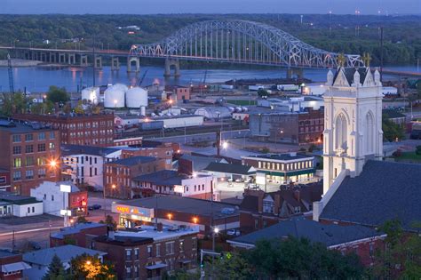 mississippi-river-and-town-of-dubuque-iowa-usa - Iowa Pictures - Iowa - HISTORY.com