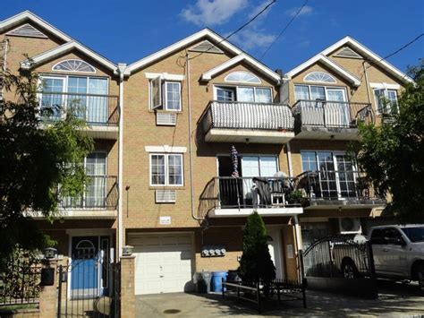 30-41 82nd St, East Elmhurst, NY 11370 | realtor.com®