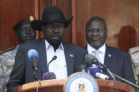 'Time to go home': South Sudanese cautiously welcome unity government | Middle East Eye