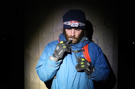 Petzl Swift RL Review - 900 Lumen Reactive Headtorch Field Test