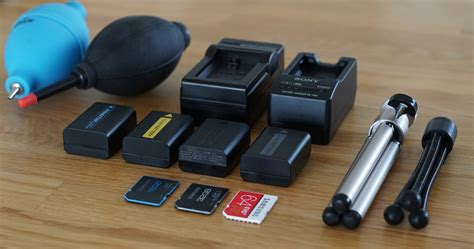 Essential Accessories for Mirrorless Cameras | kc blog