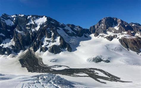 Mount Darwin: another rock avalanche in New Zealand, with a groovy ...