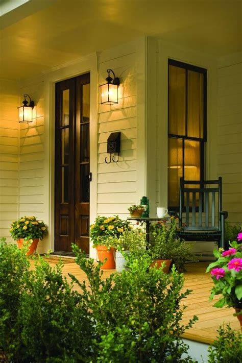 30+ Stunning Porch Lighting Ideas & Designs For 2024 | Porch lighting, Front porch lighting ...