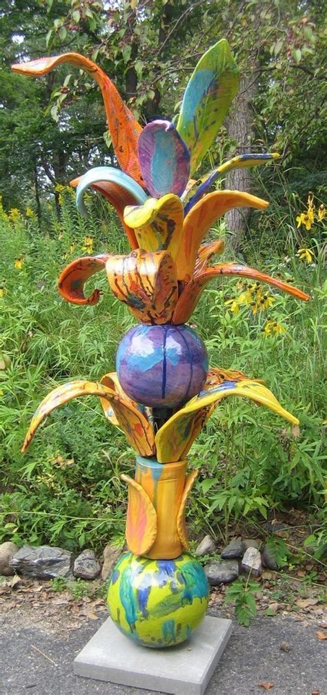 Simone Dilck-Germesin | Garden pottery, Garden art sculptures, Pottery ...