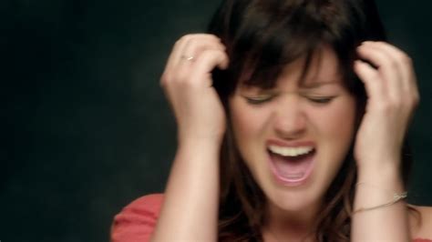 Kelly Clarkson- Dark Side {Music Video} - Kelly Clarkson Photo ...