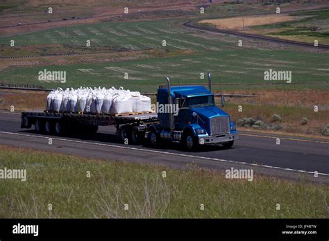 Heavy loaded vehicle hi-res stock photography and images - Alamy