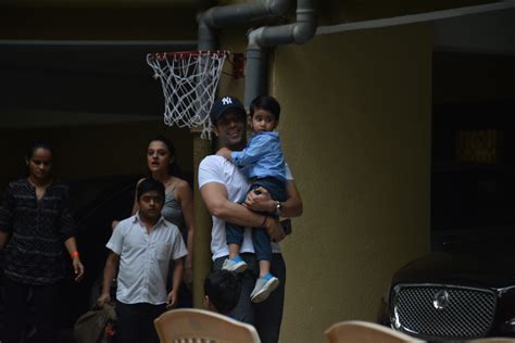 Tusshar Kapoor with son Lakshya spotted at bandra