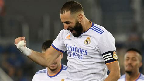 Karim Benzema extends Real Madrid contract until summer of 2023 ...