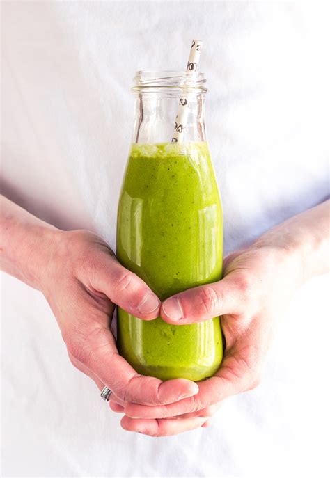 Detox Green Smoothie Recipe - Healthy and Delicious | The Pure Taste