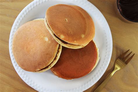 Dorayaki pancakes, a japanese filled pancakes recipe - HORNO MX