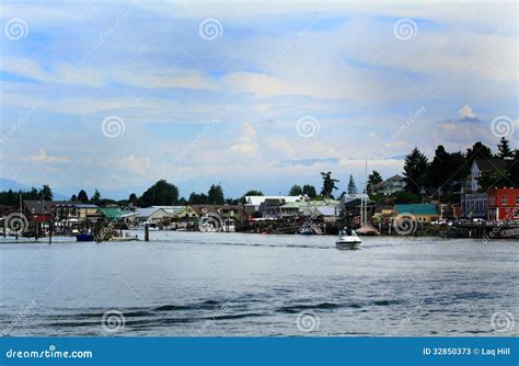 La Conner Waterfront stock image. Image of pioneer, boats - 32850373