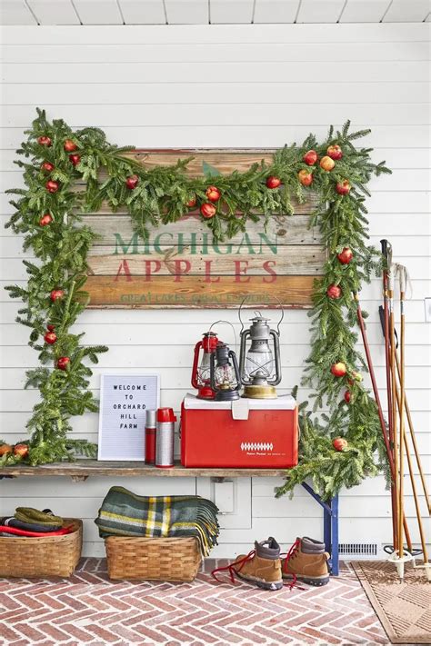 40 Calming Country Christmas Decorations - Matchness.com