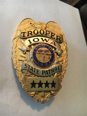 Collectors-Badges Auctions - Iowa State Patrol Trooper