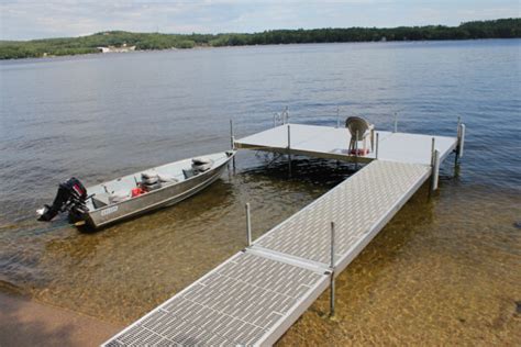 Stationary Docks Dura-LITE™ - Boat Docks