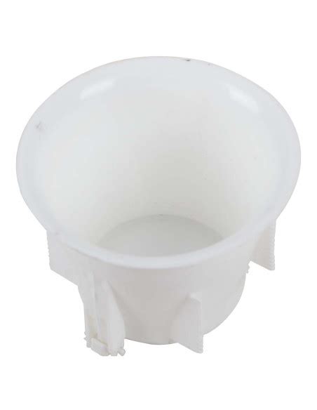 PLASTIC TOILET SEAT