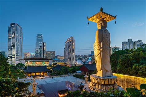 Amazing Temples to See in Seoul