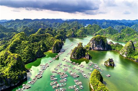 25 Best Things To Do In Halong Bay - The Crazy Tourist