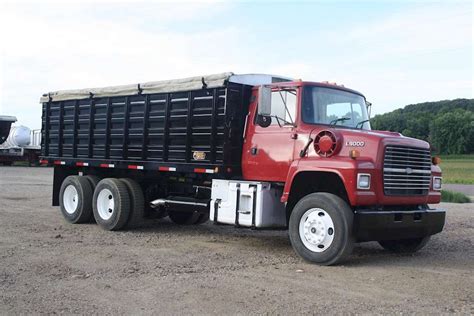 1995 Ford LT9000 Farm / Grain Truck For Sale, 547,567 Miles | Jackson, MN | G275 ...