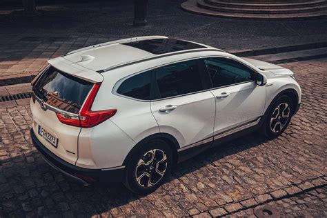 New 2019 Honda CR-V Hybrid prices start from under £30,000 - Motoring Research