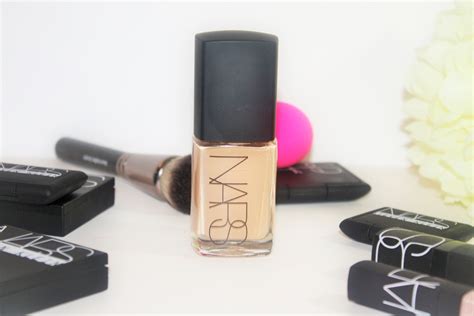 NARS Sheer Glow Foundation