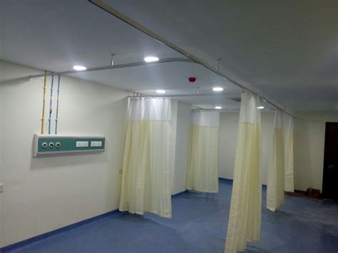 Standard Plain Hospital Curtains, Rs 6000 /number Gupta Medi Equip. Co ...