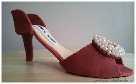 Gumpaste High Heel Shoe ⋆ Look At What I Made