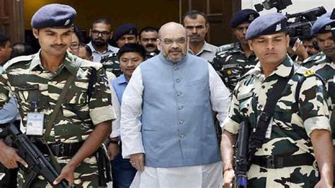 Major security lapse in Amit Shah's Mumbai visit, man roams freely ...