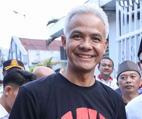 Ini Profil Ganjar Pranowo, Capres dari PDI Perjuangan - Medianesia