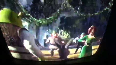 Shrek funny Fiona fight scene - YouTube