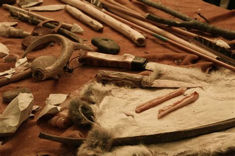 Prehistoric and Ancient Native American Tools and Technology in Iowa - Brewminate: A Bold Blend ...