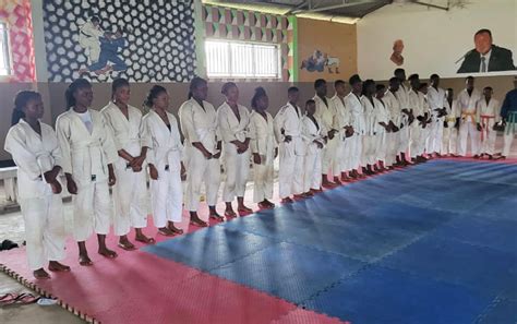 30 teenagers receive Judo training