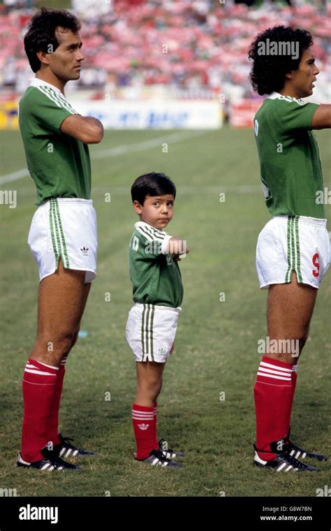 Soccer - World Cup Mexico 1986 - Quarter Final - West Germany v Mexico - Universitario Stadium ...