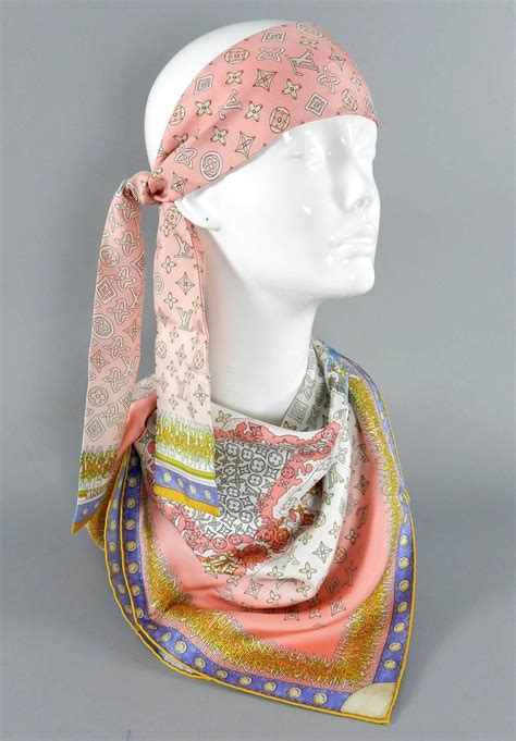 Louis Vuitton Pink Silk Map Scarf and Bandeau Set | Louis vuitton pink ...