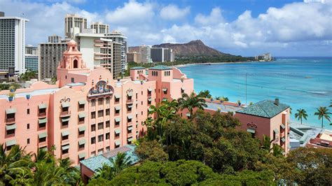 Honolulu Luxury Resort | The Royal Hawaiian, a Luxury Collection Resort, Waikiki