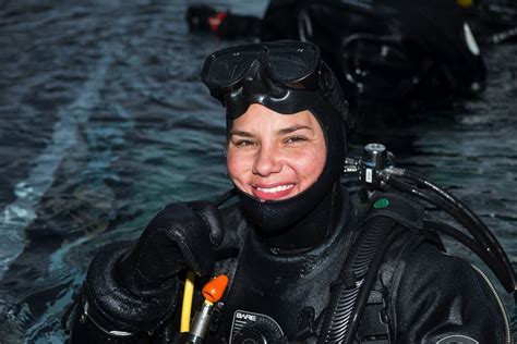 PADI Staff Instructor - DIVE.IS - PADI 5 Star IDC Centre Iceland