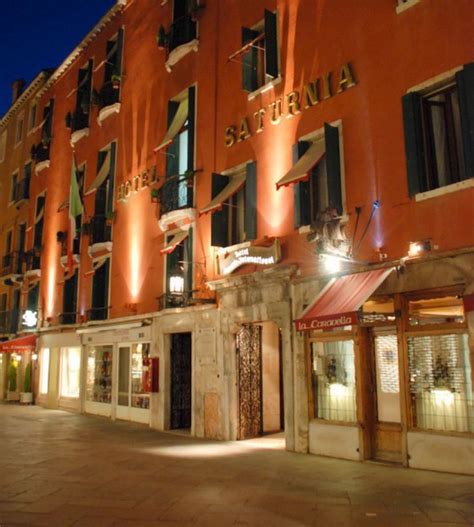 Hotel Saturnia Venice - Rooms - OFFICIAL WEBSITE | Hôtels, Venise, Italie