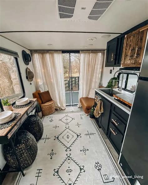 Toy Hauler Interior: Jaw-dropping renovations to inspire your RV Reno