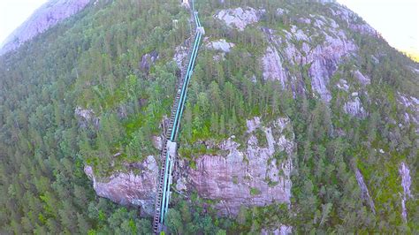 Would You Dare to Climb These 10 World’s Scariest Stairs in the World ...