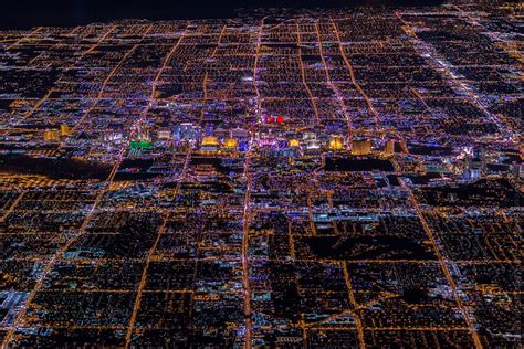 Unseen Side Of Las Vegas In Stunning Aerial Photos Shot From 10,800 ...