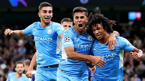 Highlights: City and Liverpool win, Haller runs riot | UEFA Champions ...