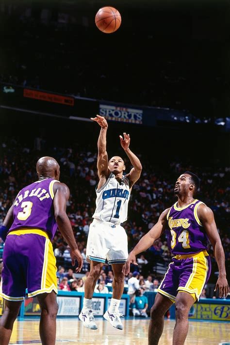 All Time Greats - Muggsy Bogues Photo Gallery | NBA.com