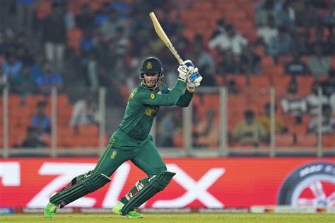 Rassie van der Dussen was off to a fluent start | ESPNcricinfo.com