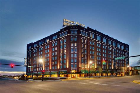 DRURY PLAZA HOTEL BROADVIEW WICHITA $119 ($̶1̶6̶3̶) - Updated 2022 Prices & Reviews - KS