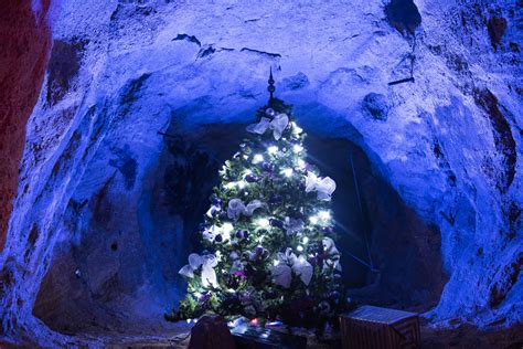 Photos: We Drove 2 Hours to See the Christmas Cave | Cincinnati Refined